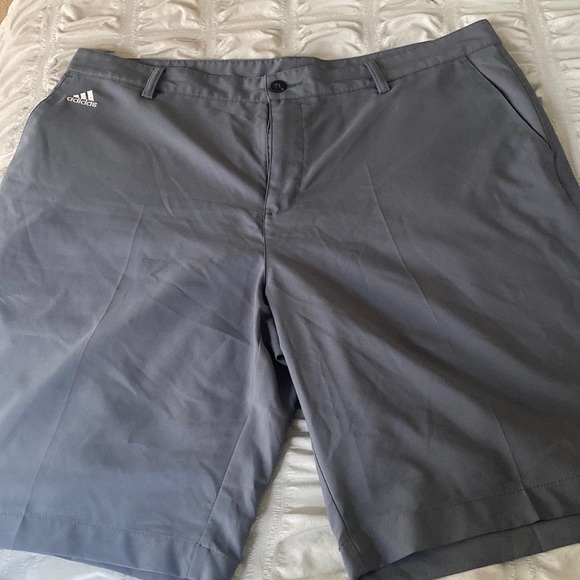 adidas Other - Adidas men knee  golf shorts.